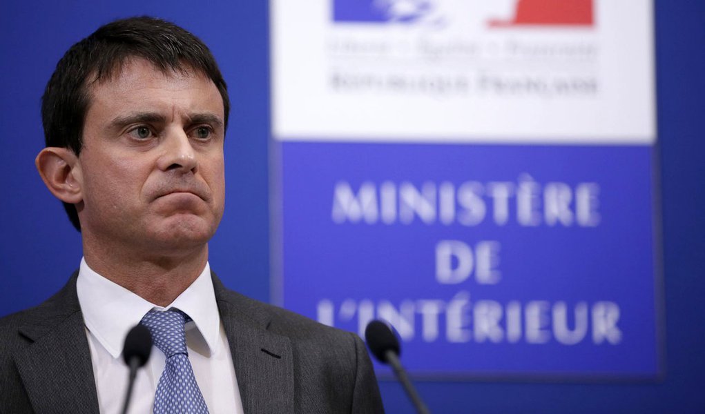 �Thomas Padilla/MAXPPP - Paris FRANCE 27/11/2012 ; CONFERENCE DE PRESSE DU MINISTRE DE L' INTERIEUR, MANUEL VALLS A L' ISSUE DE LA COMMISSION NATIONALE DE LA SECURITE ROUTIERE PLACE BEAUVAU. (Foto: Paulo Emílio) �Thomas Padilla/MAXPPP - Paris FRANCE 27/11/2012 ; CONFERENCE DE PRESSE DU MINISTRE DE L' INTERIEUR, MANUEL VALLS A L' ISSUE DE LA COMMISSION NATIONALE DE LA SECURITE ROUTIERE PLACE BEAUVAU.