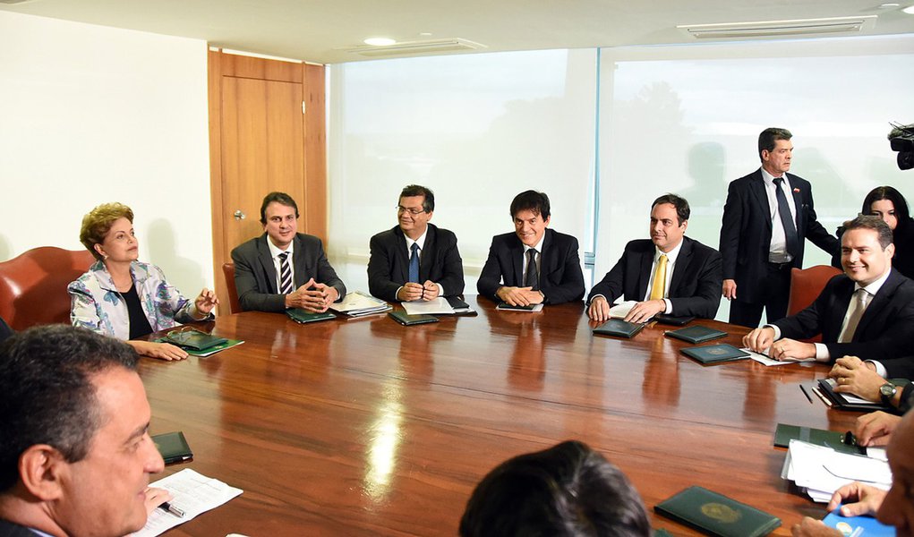Brasília- DF- Brasil- 25/03/2015- A presidente Dilma reúne-se com os governadores da região Nordeste.
Foto: Humberto Pradera/ SEI (Foto: Voney Malta) Brasília- DF- Brasil- 25/03/2015- A presidente Dilma reúne-se com os governadores da região Nordeste.
Foto: Humberto Pradera/ SEI