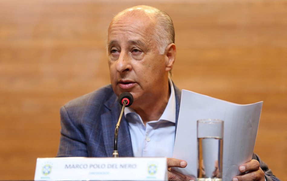 Coletiva com Presidente Marco Polo Del Nero na sede da CBF na Barra da Tijuca, Rio de jnaeiro, 29 de maio de 2015. Foto: Rafael Ribeiro (Foto: Luis Mauro Queiroz) Coletiva com Presidente Marco Polo Del Nero na sede da CBF na Barra da Tijuca, Rio de jnaeiro, 29 de maio de 2015. Foto: Rafael Ribeiro