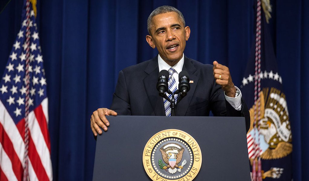 President Barack Obama delivers remarks during the White House Summit on Countering Violent Extremism, in the Eisenhower Executive Office Building South Court Auditorium, Feb. 18, 2015. (Official White House Photo by Lawrence Jackson) (Foto: Romulo Faro) President Barack Obama delivers remarks during the White House Summit on Countering Violent Extremism, in the Eisenhower Executive Office Building South Court Auditorium, Feb. 18, 2015. (Official White House Photo by Lawrence Jackson)