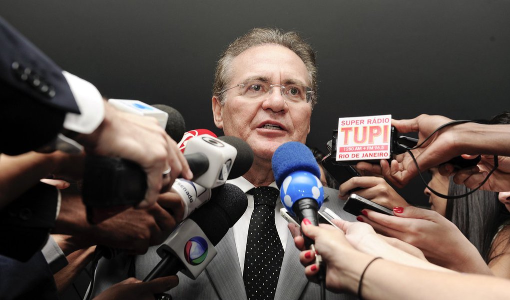Presidente do Senado Federal senador Renan Calheiros (PMDB-AL) concede entrevista. Foto: Jonas Pereira/Agência Senado (Foto: Roberta Namour) Presidente do Senado Federal senador Renan Calheiros (PMDB-AL) concede entrevista. Foto: Jonas Pereira/Agência Senado