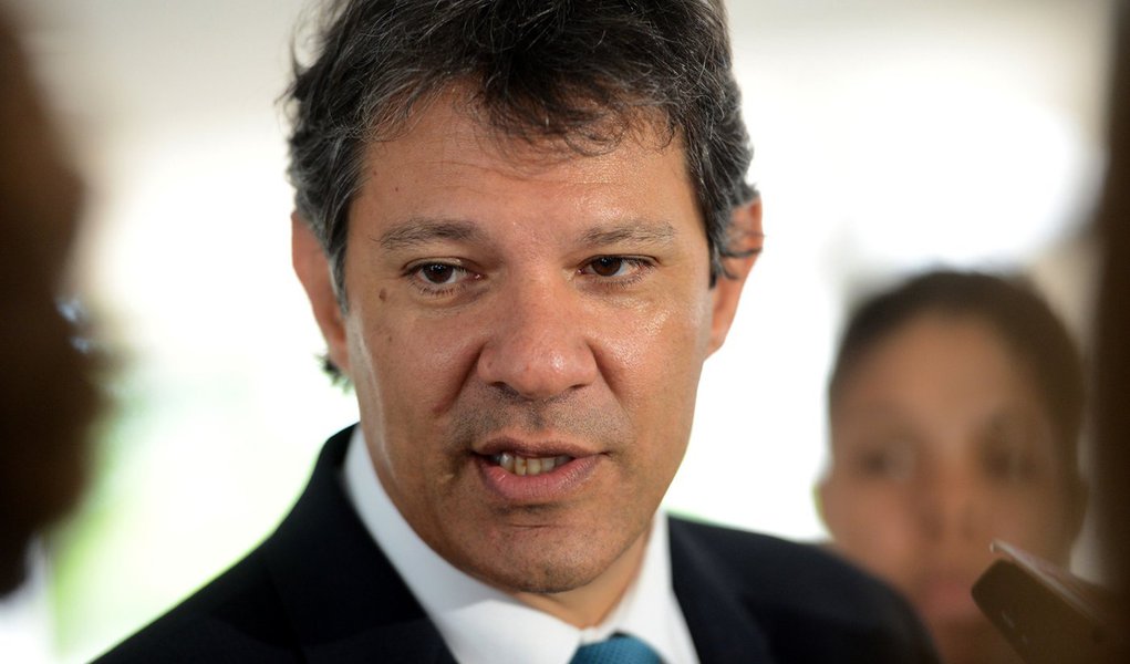 Brasília - Entrevista com o prefeito de São Paulo, Fernando Haddad sobre o encontro com o Ministro-chefe da Casa Civil, Jaques Wagner (Wilson Dias/Agência Brasil) (Foto: Giuliana Miranda) Brasília - Entrevista com o prefeito de São Paulo, Fernando Haddad sobre o encontro com o Ministro-chefe da Casa Civil, Jaques Wagner (Wilson Dias/Agência Brasil)