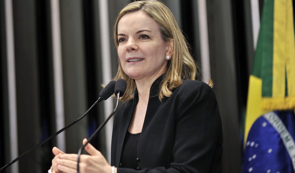 Plenário do Senado Federal durante sessão deliberativa extraordinária. Em discurso, senadora Gleisi Hoffmann (PT-PR) Foto: Waldemir Barreto/Agência Senado (Foto: José Barbacena) Plenário do Senado Federal durante sessão deliberativa extraordinária. Em discurso, senadora Gleisi Hoffmann (PT-PR) Foto: Waldemir Barreto/Agência Senado
