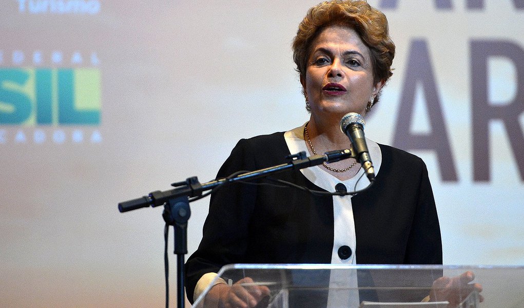 A presidente Dilma Rousseff preside a cerimônia de Lançamento do Ano Olímpico do Turismo (Antonio Cruz/Agência Brasil) (Foto: Rubens José da Silva) A presidente Dilma Rousseff preside a cerimônia de Lançamento do Ano Olímpico do Turismo (Antonio Cruz/Agência Brasil)