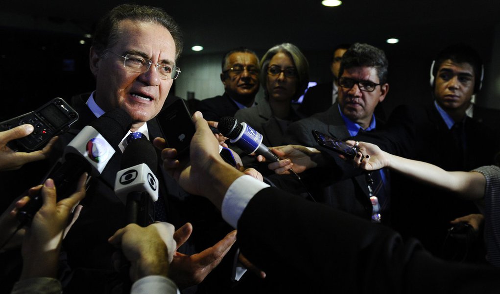 Presidente do Senado Federal, senador Renan Calheiros (PMDB-AL), concede entrevista. Foto: Marcos Oliveira/Agência Senado (Foto: Roberta Namour) Presidente do Senado Federal, senador Renan Calheiros (PMDB-AL), concede entrevista. Foto: Marcos Oliveira/Agência Senado