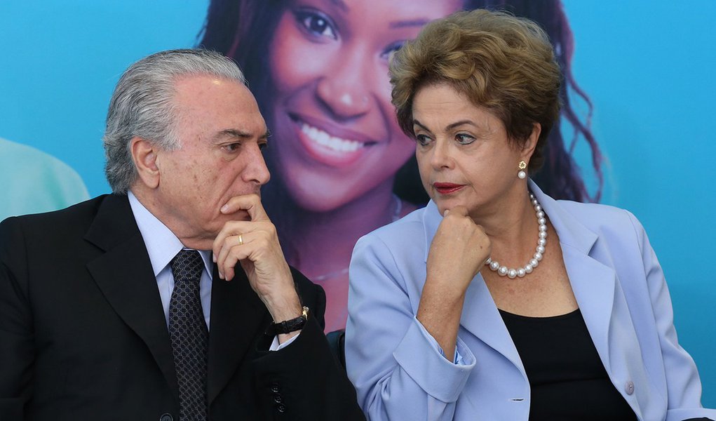 Brasília-DF 11-08-2015 Fotos Lula Marques/Agência PT. Presidenta Dilma durante cerimônia de anúncio do Programa de Investimento em Energia Elétrica (Foto: Leonardo Attuch) Brasília-DF 11-08-2015 Fotos Lula Marques/Agência PT. Presidenta Dilma durante cerimônia de anúncio do Programa de Investimento em Energia Elétrica