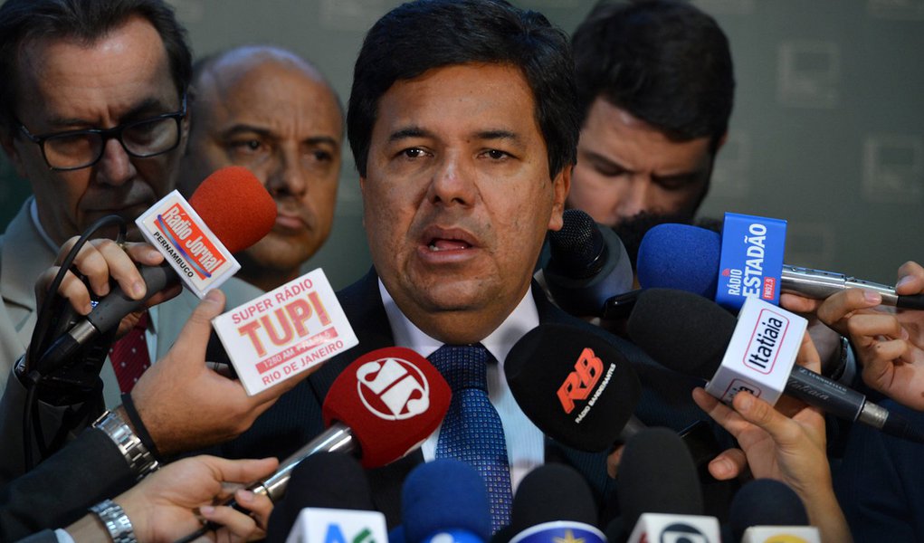 O líder do Democratas na Câmara, Mendonça Filho, durante entrevista (Valter Campanato/Agência Brasil) (Foto: Altamiro Borges) O líder do Democratas na Câmara, Mendonça Filho, durante entrevista (Valter Campanato/Agência Brasil)