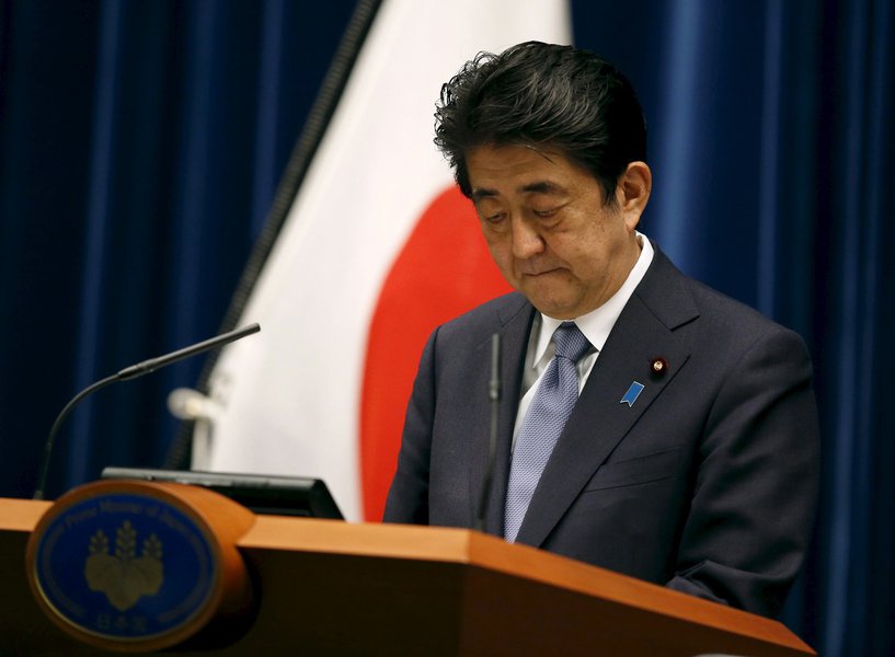 Primeiro-ministro do Japão, Shinzo Abe, durante discurso sobre os 70 anos do fim da Segunda Guerra Mundial, em Tóquio. 14/08/2015 REUTERS/Toru Hanai (Foto: Gisele Federicce) Primeiro-ministro do Japão, Shinzo Abe, durante discurso sobre os 70 anos do fim da Segunda Guerra Mundial, em Tóquio. 14/08/2015 REUTERS/Toru Hanai
