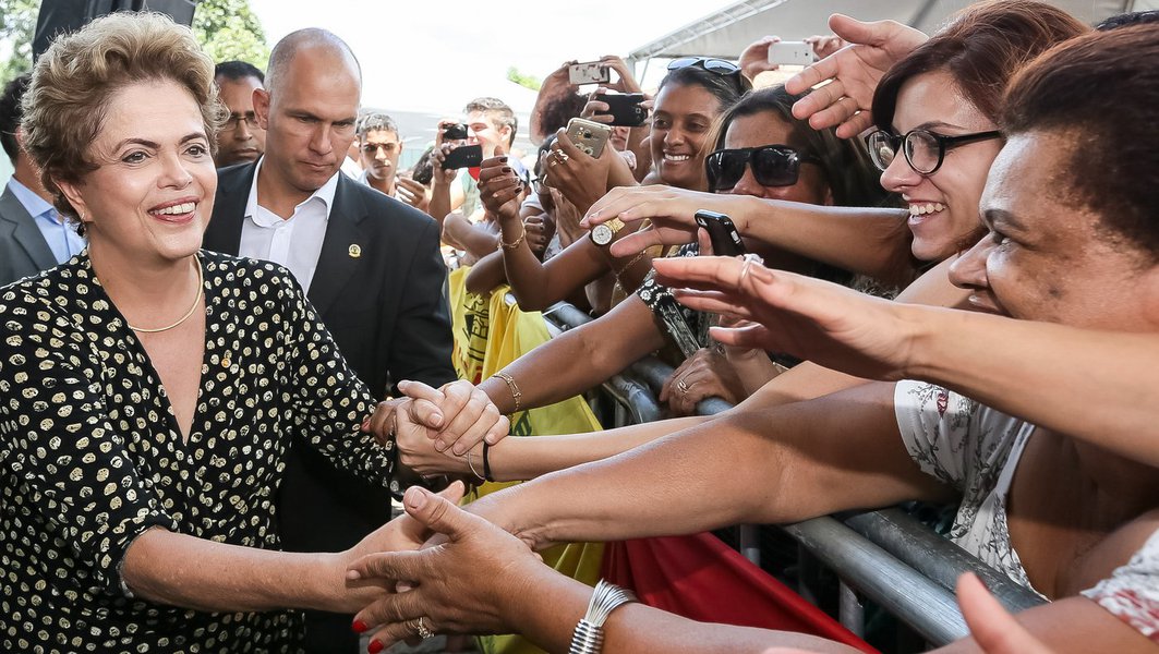 Congonhas - MG, 15/12/2015. Presidenta Dilma Rousseff durante cerimônia de inauguração do Museu de Congonhas. Foto: Roberto Stuckert Filho/PR (Foto: Gisele Federicce) Congonhas - MG, 15/12/2015. Presidenta Dilma Rousseff durante cerimônia de inauguração do Museu de Congonhas. Foto: Roberto Stuckert Filho/PR