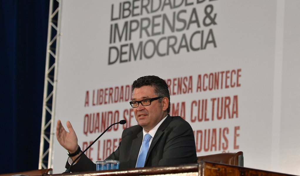 O diretor Geral da EBC, Américo Martins participa do 7º Fórum Liberdade de Imprensa & Democracia, realizado pela revista Imprensa (Antonio Cruz/Agência Brasil) (Foto: Tereza Cruvinel) www.brasil247.com - O diretor Geral da EBC, Américo Martins participa do 7º Fórum Liberdade de Imprensa & Democracia, realizado pela revista Imprensa (Antonio Cruz/Agência Brasil)