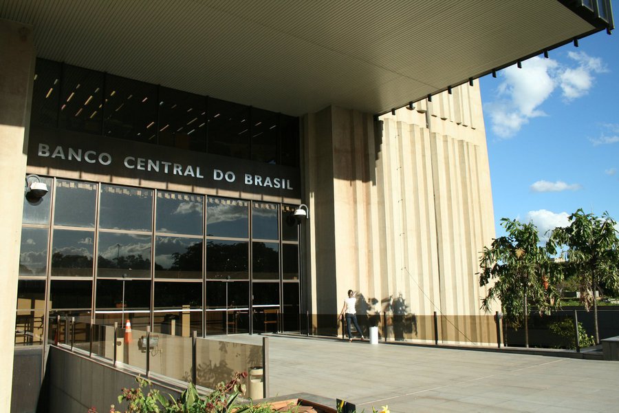 BRAS�LIA, DF, 01.07.2011: BANCO CENTRAL DO BRASIL - Vista do Banco Central do Brasil (BC ou BACEN), em Bras�lia. (Foto: Bia Fanelli/Folhapress) (Foto: Valter Lima) BRAS�LIA, DF, 01.07.2011: BANCO CENTRAL DO BRASIL - Vista do Banco Central do Brasil (BC ou BACEN), em Bras�lia. (Foto: Bia Fanelli/Folhapress)