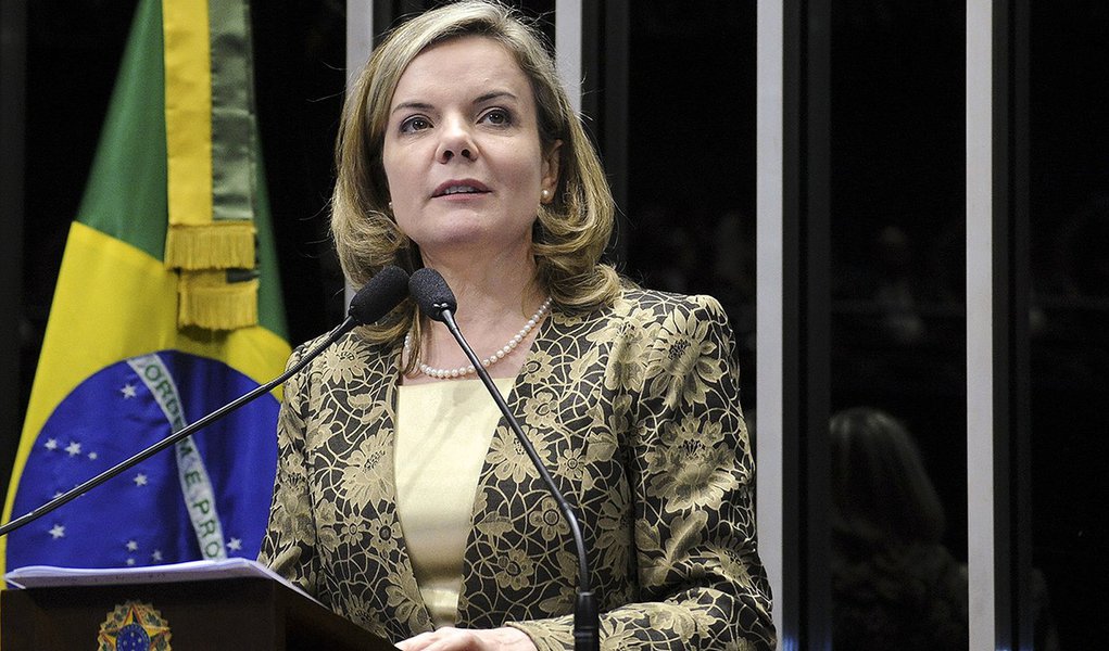 Plenário do Senado Federal durante sessão deliberativa ordinária.
Em discurso, senadora Gleisi Hoffmann (PT-PR).
Foto: Geraldo Magela/Agência Senado
(Foto: Valter Lima) Plenário do Senado Federal durante sessão deliberativa ordinária.
Em discurso, senadora Gleisi Hoffmann (PT-PR).
Foto: Geraldo Magela/Agência Senado