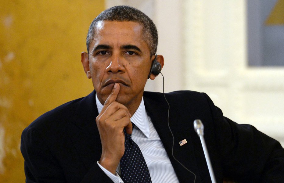 U.S. President Barack Obama listens to comments during a working session at a G-20 summit in St. Petersburg, Russia on Friday, Sept. 6, 2013. World leaders are discussing Syria's civil war at the summit but look no closer to agreeing on international mili (Foto: Gisele Federicce) U.S. President Barack Obama listens to comments during a working session at a G-20 summit in St. Petersburg, Russia on Friday, Sept. 6, 2013. World leaders are discussing Syria's civil war at the summit but look no closer to agreeing on international mili