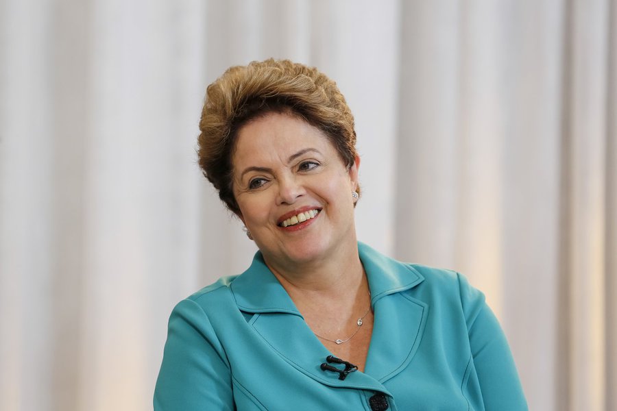 Brasília - DF, 27/10/2014. Presidenta Dilma Rousseff durante entrevista para o Jornal da Record. Foto: Roberto Stuckert Filho/PR (Foto: Leonardo Attuch) Brasília - DF, 27/10/2014. Presidenta Dilma Rousseff durante entrevista para o Jornal da Record. Foto: Roberto Stuckert Filho/PR