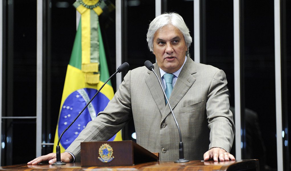 Senador Delcídio do Amaral (PT-MS) afirma que o Brasil não corre nenhum risco de racionamento de energia elétrica (Foto: Valter Pomar) Senador Delcídio do Amaral (PT-MS) afirma que o Brasil não corre nenhum risco de racionamento de energia elétrica