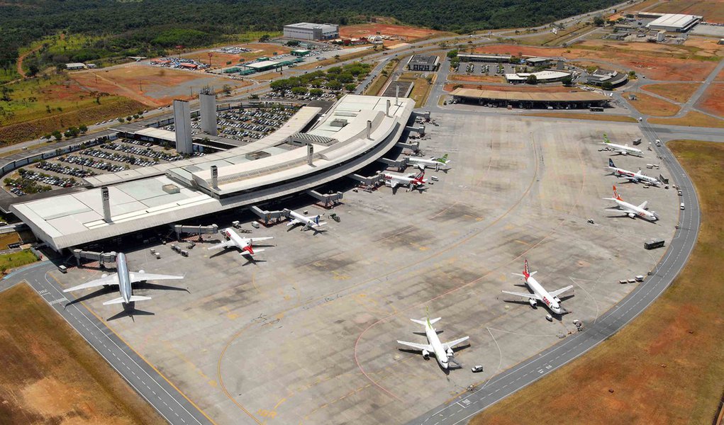 Aeroporto Internacional Presidente Tancredo Neves/ Confins.
Data: 14-02-2011
Crédito: Lúcia Sebe/Secom MG (Foto: Voney Malta) Aeroporto Internacional Presidente Tancredo Neves/ Confins.
Data: 14-02-2011
Crédito: Lúcia Sebe/Secom MG