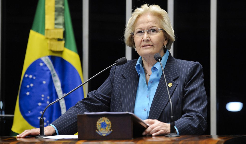 Senadora Ana Amélia (PP-RS) quer informação sobre alto custo dos carros brasileiros (Foto: Leonardo Lucena) Senadora Ana Amélia (PP-RS) quer informação sobre alto custo dos carros brasileiros