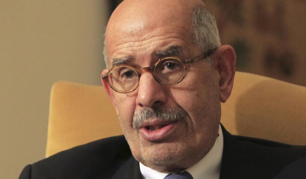 El Baradei assume como vice no Egito (Foto: MOHAMED ABD EL GHANY) El Baradei assume como vice no Egito