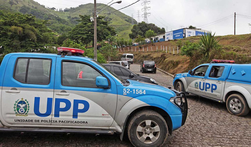 02/12/2013 - Instalação das Unidades de Polícia Pacificadora do Lins e Camarista Méier. Foto Marcelo Horn (Foto: Leonardo Lucena) 02/12/2013 - Instalação das Unidades de Polícia Pacificadora do Lins e Camarista Méier. Foto Marcelo Horn