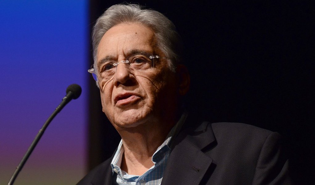 SÃO PAULO, SP, 18.09.2012: PENSE LIVRE/FHC – O ex-presidente Fernando Henrique Cardoso durante o lançamento da Rede Pense Livre – Por uma Política de Drogas que Funcione no auditório do Itaú Cultural em São Paulo. A Rede Pense Livre tem como propósito pro (Foto: Gisele Federicce) SÃO PAULO, SP, 18.09.2012: PENSE LIVRE/FHC – O ex-presidente Fernando Henrique Cardoso durante o lançamento da Rede Pense Livre – Por uma Política de Drogas que Funcione no auditório do Itaú Cultural em São Paulo. A Rede Pense Livre tem como propósito pro