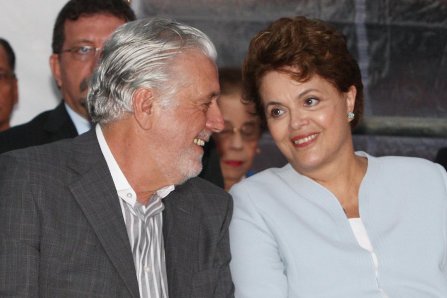 Wagner coordenará Dilma-2014 no Nordeste Wagner coordenará Dilma-2014 no Nordeste
