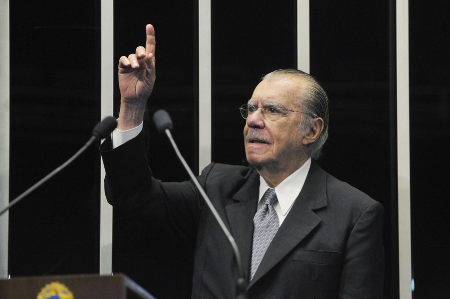 Brasil corre risco de 'politização da Justiça', diz Sarney (Foto: Geraldo Magela) Brasil corre risco de 'politização da Justiça', diz Sarney
