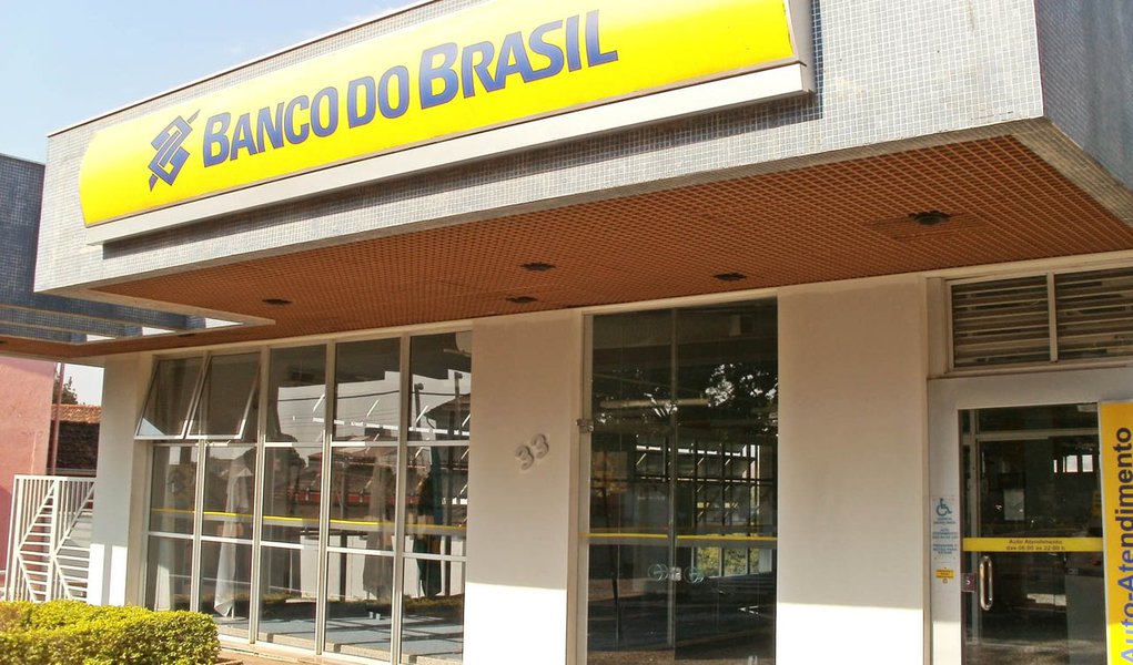 Banco do Brasil anuncia redução de tarifas em até 34% - Brasil 247