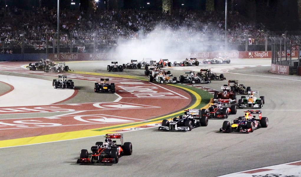 Petrobras retorna à F1 ao firmar parceria com McLaren (Foto: TIM CHONG) Petrobras retorna à F1 ao firmar parceria com McLaren
