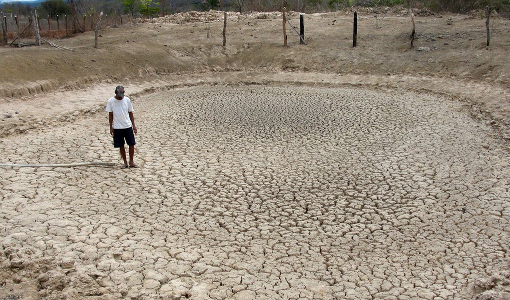 Definido consórcio que tocará obras de adutora (Foto: BAPRESS) Definido consórcio que tocará obras de adutora