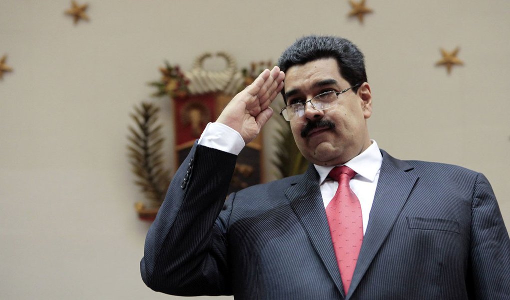 Maduro exalta "potência" de suas forças armadas (Foto: HANDOUT) Maduro exalta "potência" de suas forças armadas