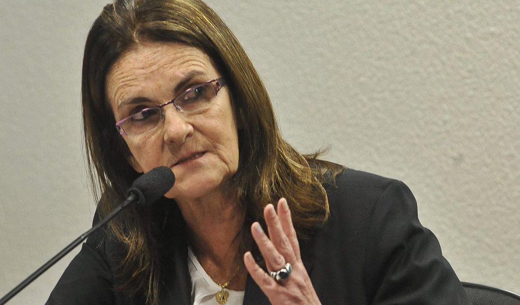 Graça garante: não vai faltar gás (Foto: Antonio Cruz) Graça garante: não vai faltar gás