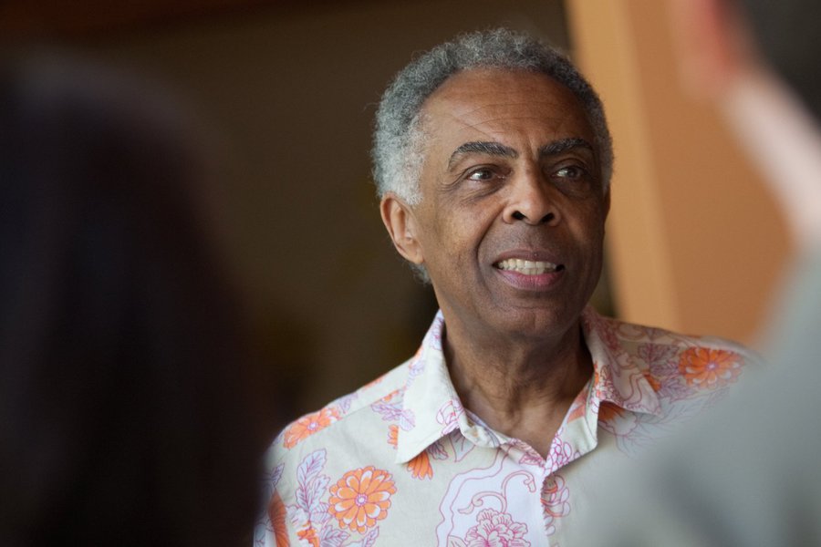 SALVADOR, BA, BRASIL, 05-03-2011: O cantor Gilberto Gil durante almo�o que ofereceu em sua casa, em Salvador (BA). (Foto: Mastrangelo Reino/Folhapres, 1491, ILUSTRADA) (Foto: Aquiles Lins) SALVADOR, BA, BRASIL, 05-03-2011: O cantor Gilberto Gil durante almo�o que ofereceu em sua casa, em Salvador (BA). (Foto: Mastrangelo Reino/Folhapres, 1491, ILUSTRADA)