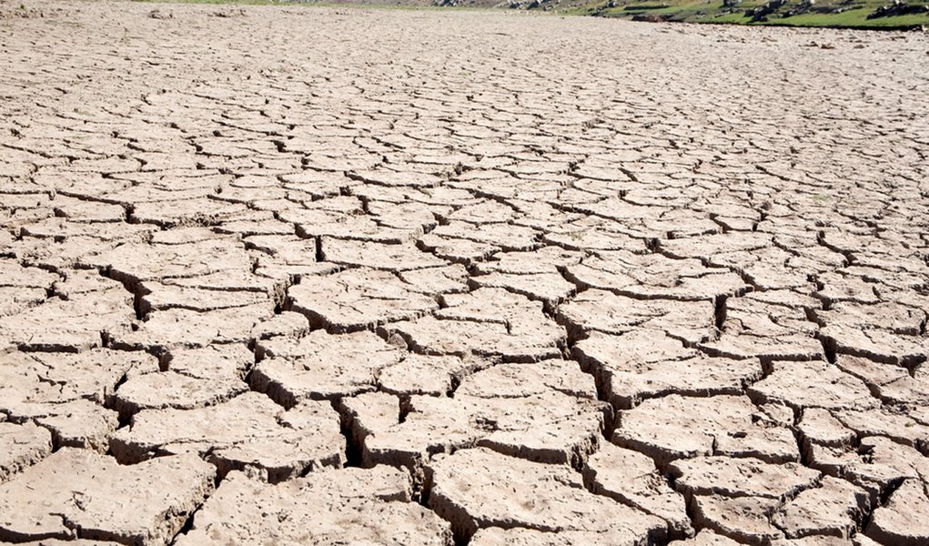 Combate a estiagem conta com R$ 668 milhões (Foto: Gelpi/Shutterstock) Combate a estiagem conta com R$ 668 milhões