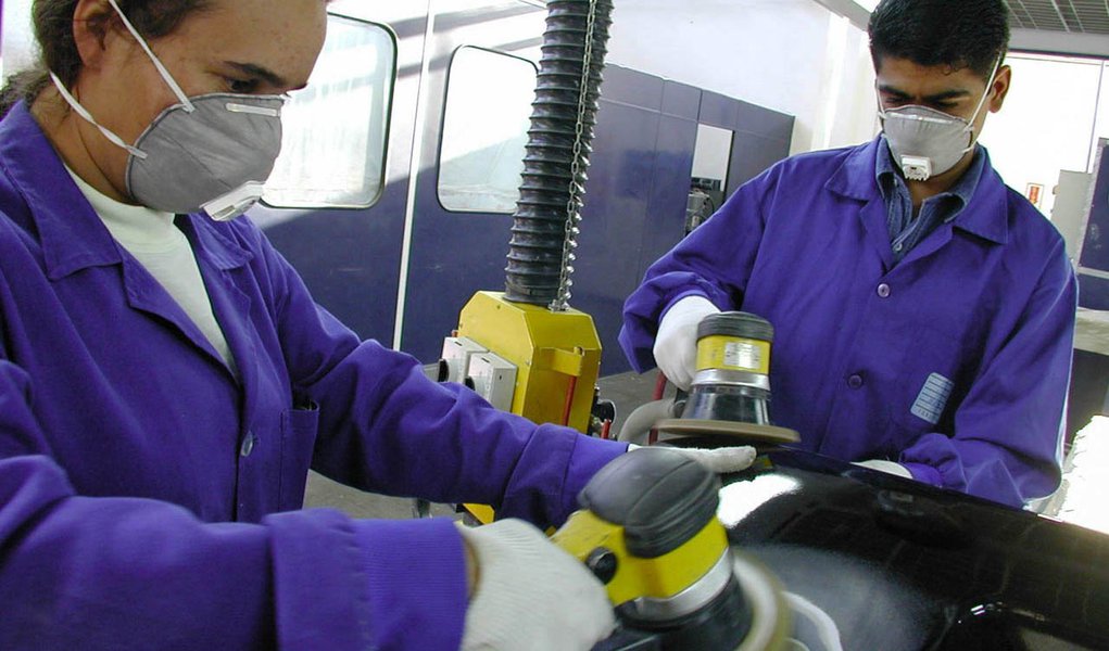 Emprego na indústria paulista registra queda (Foto: Divulgação) Emprego na indústria paulista registra queda