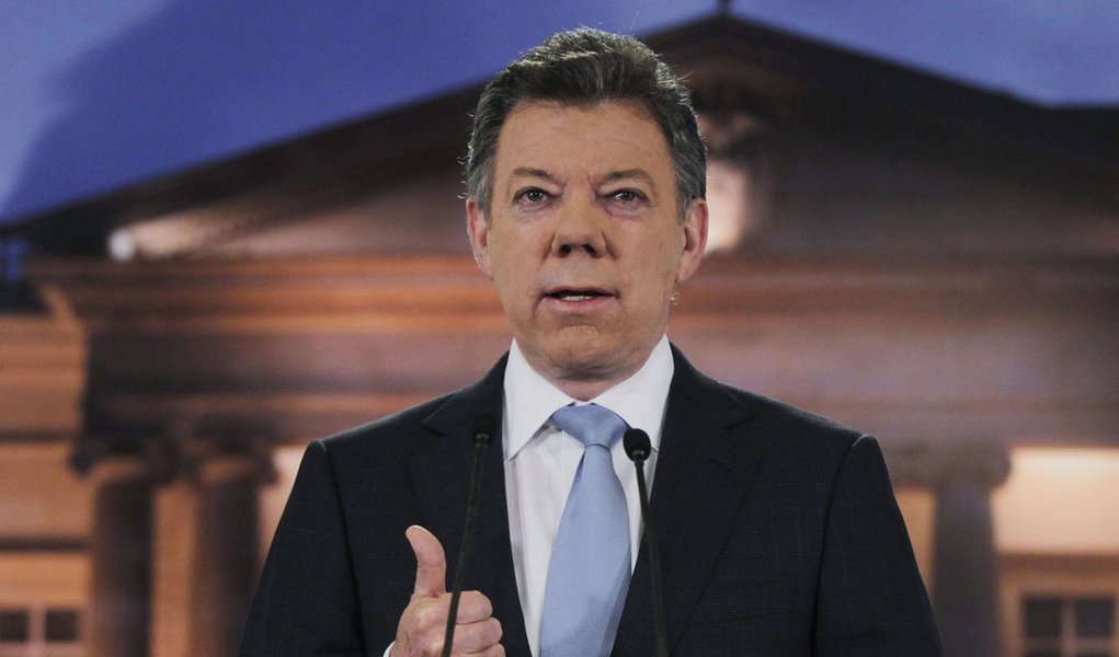 Colômbia inicia processo histórico de paz com as Farc (Foto: John Vizcaino/REUTERS) Colômbia inicia processo histórico de paz com as Farc