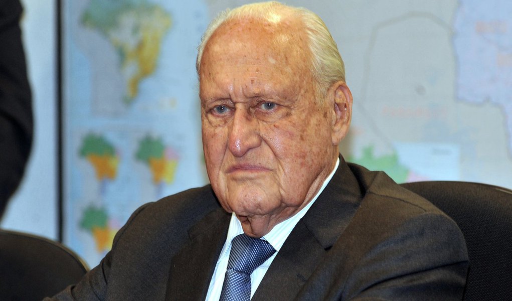 Brasília - O ex-presidente da Fifa João Havelange participa de audiência pública na Comissão de Infra-estrtura do Senado (Foto: Leonardo Attuch) Brasília - O ex-presidente da Fifa João Havelange participa de audiência pública na Comissão de Infra-estrtura do Senado