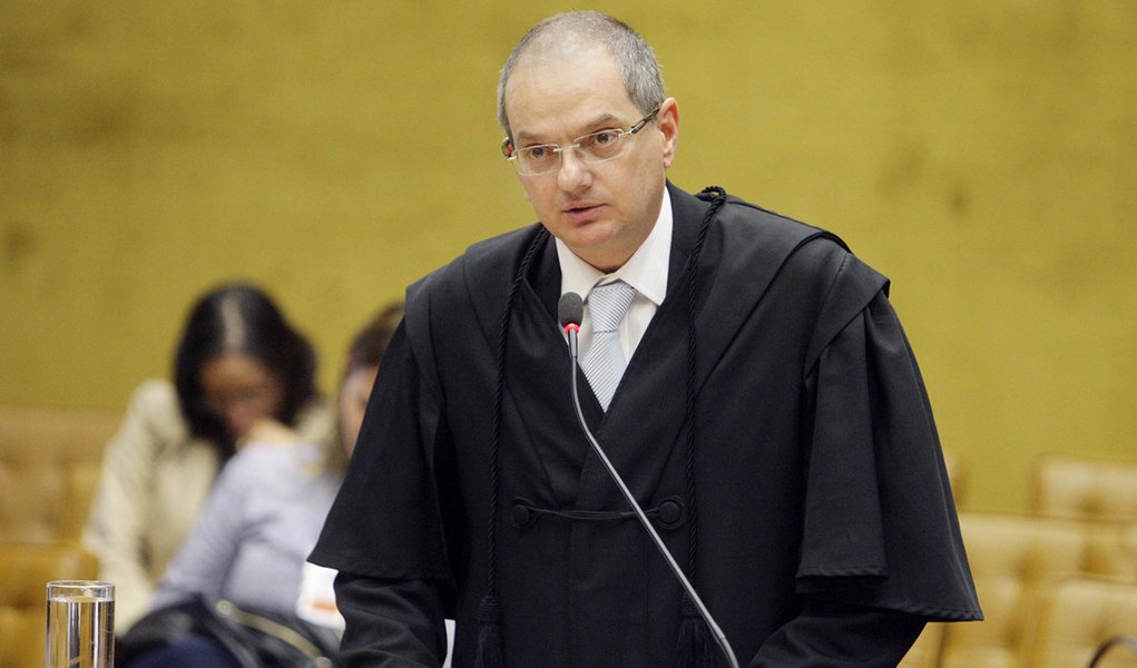Advogado de Pedro Henry critica "duvidosa conduta" de Gurgel (Foto: Fellipe Sampaio /SCO/STF) Advogado de Pedro Henry critica "duvidosa conduta" de Gurgel