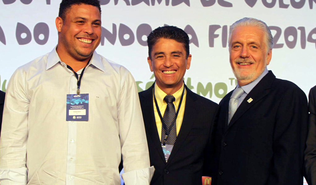 Ronaldo destaca voluntariado para Copa (Foto: Divulgação) Ronaldo destaca voluntariado para Copa