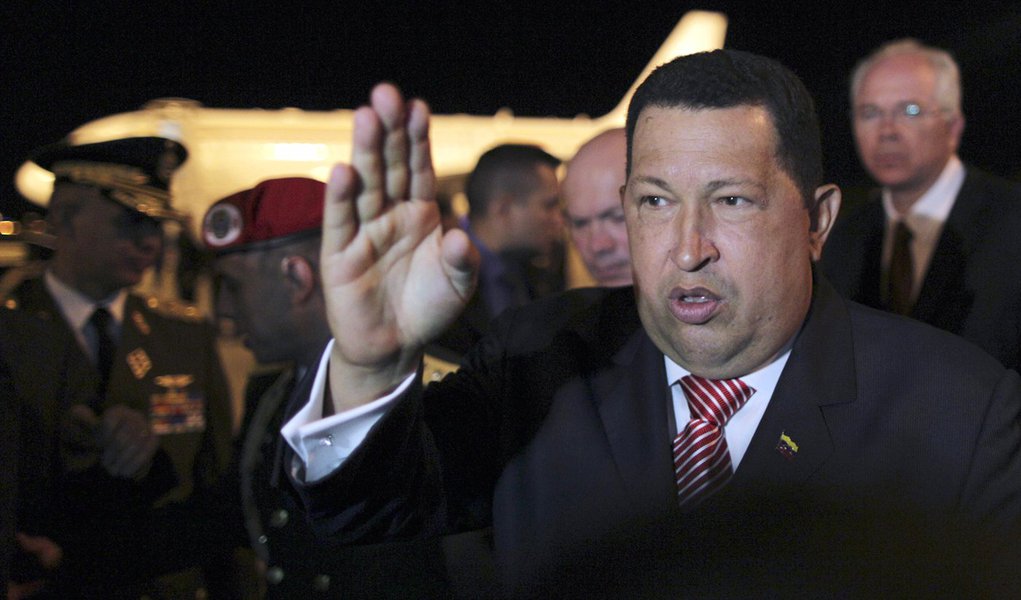 Chávez, o sócio mais feliz do Mercosul (Foto: Ueslei Marcelino/REUTERS ) Chávez, o sócio mais feliz do Mercosul