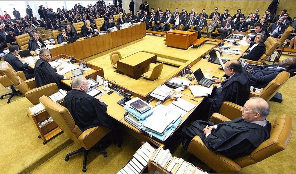 Datafolha apura que 73% da população quer cadeia para réus do ‘mensalão’ (Foto: Divulgação) Datafolha apura que 73% da população quer cadeia para réus do ‘mensalão’
