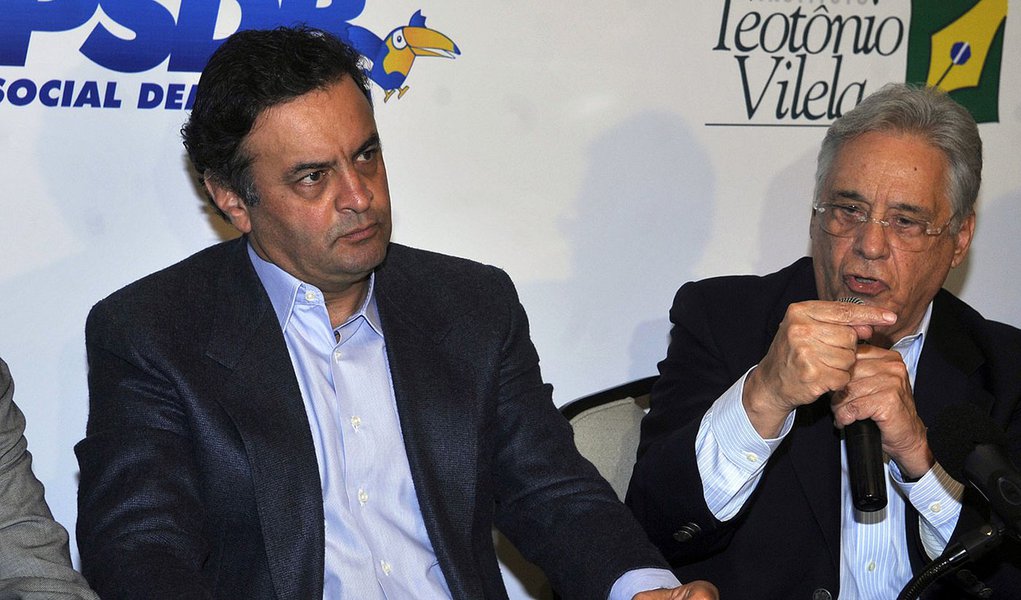 Brasília - O ex-presidente Fernando Henrique Cardoso participa de evento que reuniu os prefeitos eleitos do PSDB (Foto: Roberta Namour) Brasília - O ex-presidente Fernando Henrique Cardoso participa de evento que reuniu os prefeitos eleitos do PSDB