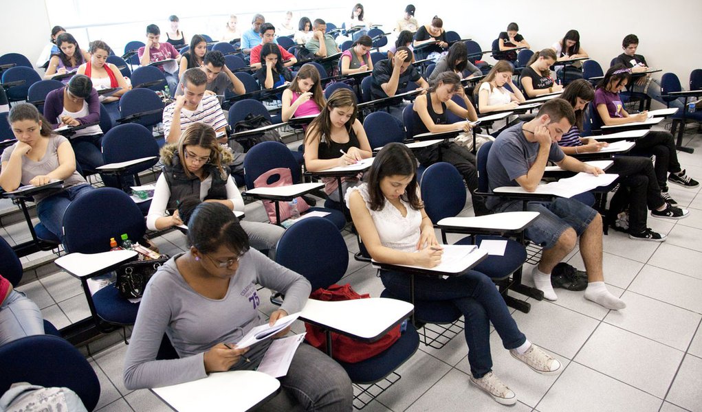 Estudantes ainda podem recuperar senha do Enem Estudantes ainda podem recuperar senha do Enem