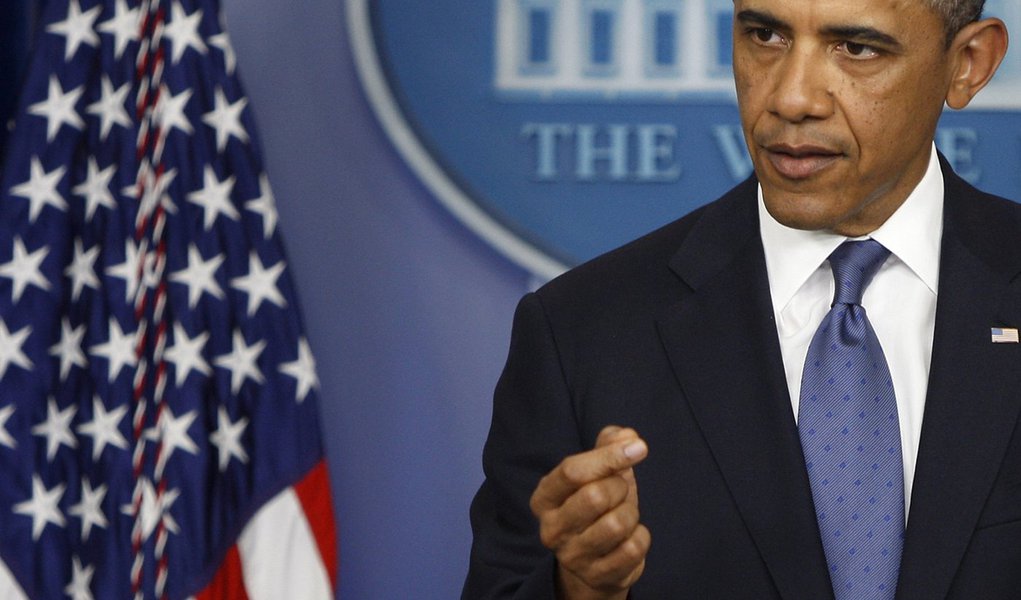 Obama apela ao Congresso contra 'abismo fiscal' (Foto: REUTERS/Jonathan Ernst ) Obama apela ao Congresso contra 'abismo fiscal'