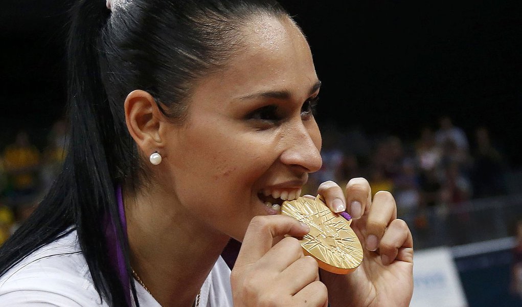 Jaqueline, o ouro olímpico e o "cuscuz com leite" (Foto: Ivan Alvarado/Reuters) Jaqueline, o ouro olímpico e o "cuscuz com leite"
