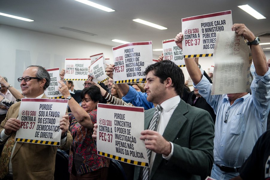 Procuradores de SP lançam manifesto contra a PEC 37 (Foto: Marcelo Camargo/ABr) www.brasil247.com - Procuradores de SP lançam manifesto contra a PEC 37