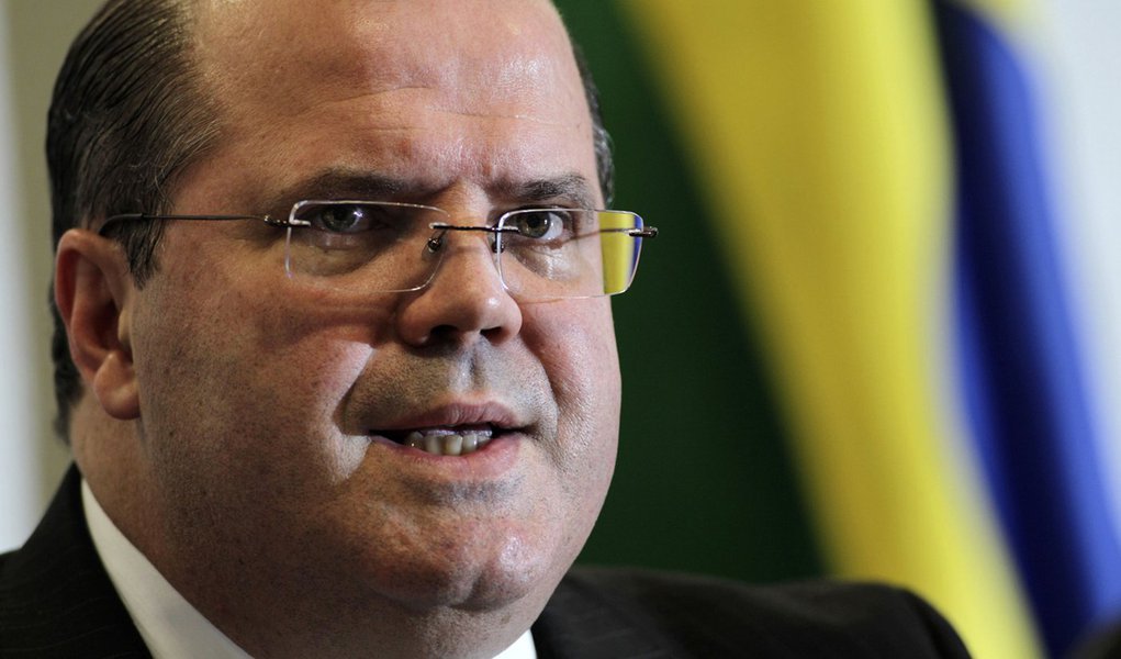 Bancos prevem inflação de 6,01% em 2014 (Foto: REUTERS/Ueslei Marcelino ) Bancos prevem inflação de 6,01% em 2014