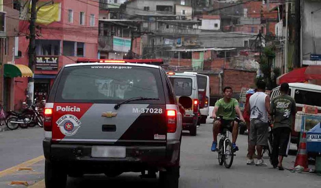 Seis policiais são presos por chacina em São Paulo (Foto: Vinicius Pereira) Seis policiais são presos por chacina em São Paulo