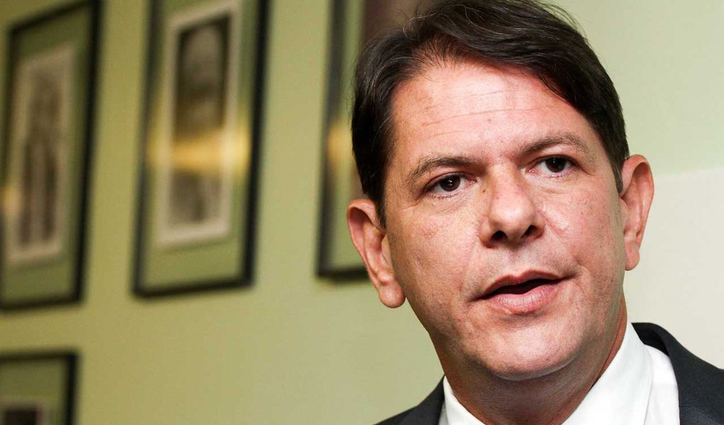 Mesmo magoado, Cid Gomes diz que PSB só em 2018 (Foto: FOLHAPRESS) Mesmo magoado, Cid Gomes diz que PSB só em 2018