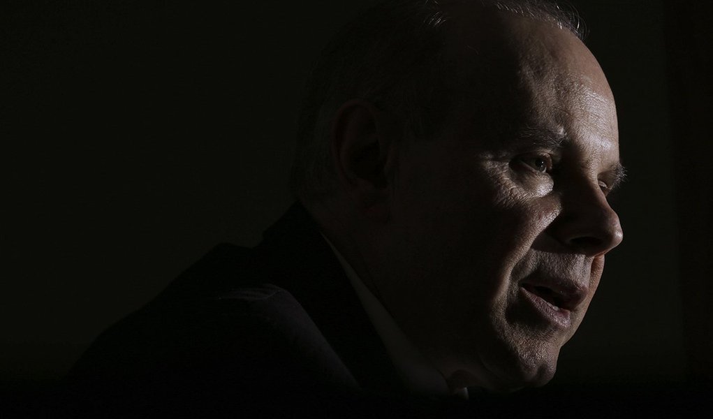 Em nota, Mantega comenta episódio no Einstein (Foto: UESLEI MARCELINO) www.brasil247.com - Em nota, Mantega comenta episódio no Einstein