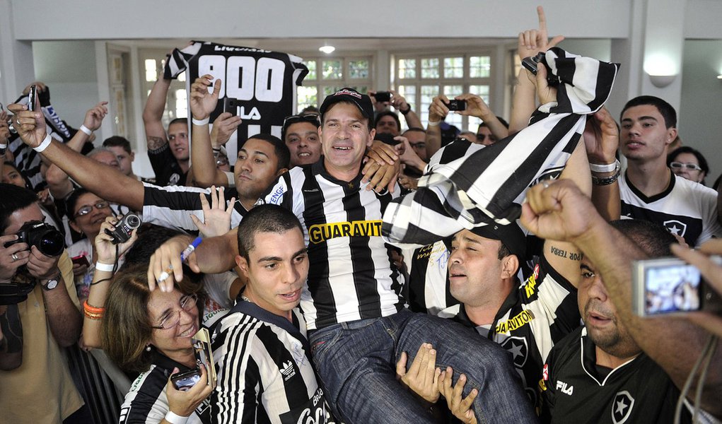 Túlio volta ao Botafogo para marcar o milésimo gol (Foto: Agif/Folhapress) Túlio volta ao Botafogo para marcar o milésimo gol